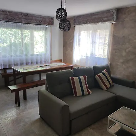 Entrecastanos 3* Rozas