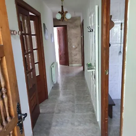 Hotel Entrecastanos 3*